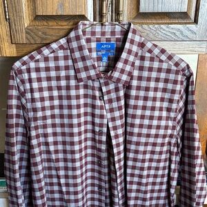 Apt. 9 Men's Maroon and White Plaid Long Sleeve Shirt